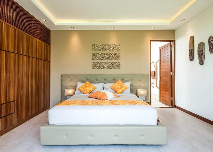 ヴィラ Stunning 6 Bedroom Villa Only 400M To The Beach *