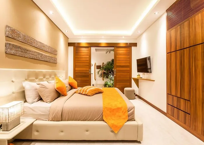 ヴィラ Stunning 6 Bedroom Villa Only 400M To The Beach チャングー