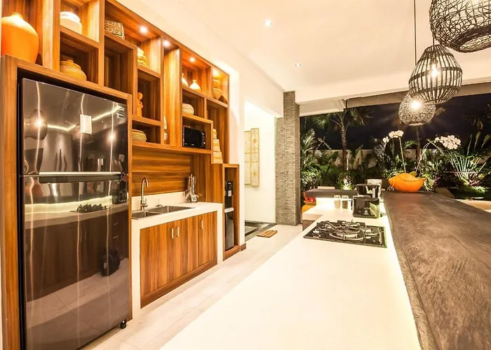 ヴィラ Stunning 6 Bedroom Villa Only 400M To The Beach チャングー