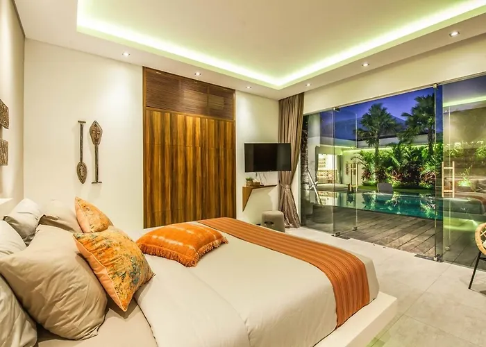 Stunning 6 Bedroom Villa Only 400M To The Beach チャングー